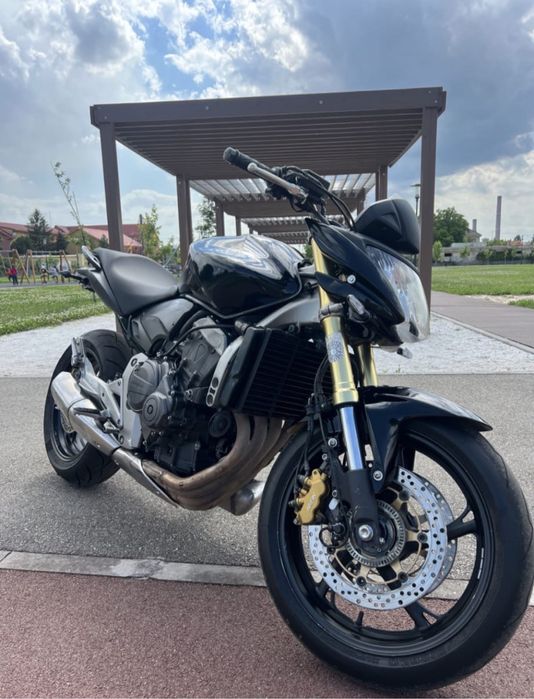 Vând Honda Hornet CB600F