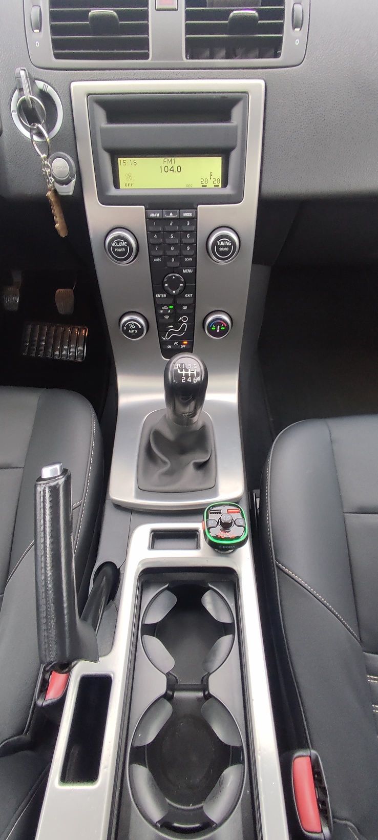 Vând Volvo S40 Facelift 2008, motor 2.0 diesel-MOTOR DEFECT