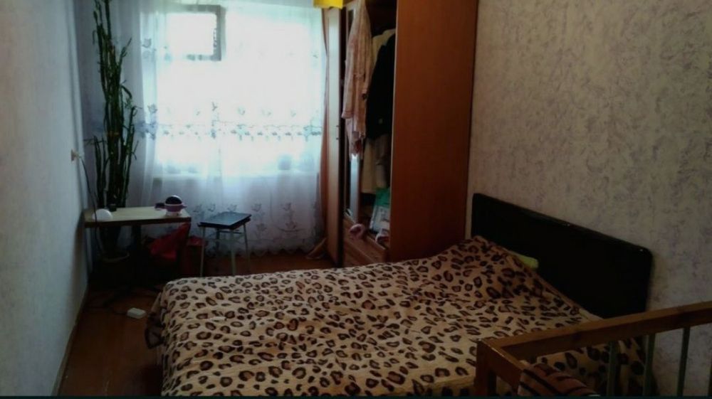 Продается 4 комнатная квартира