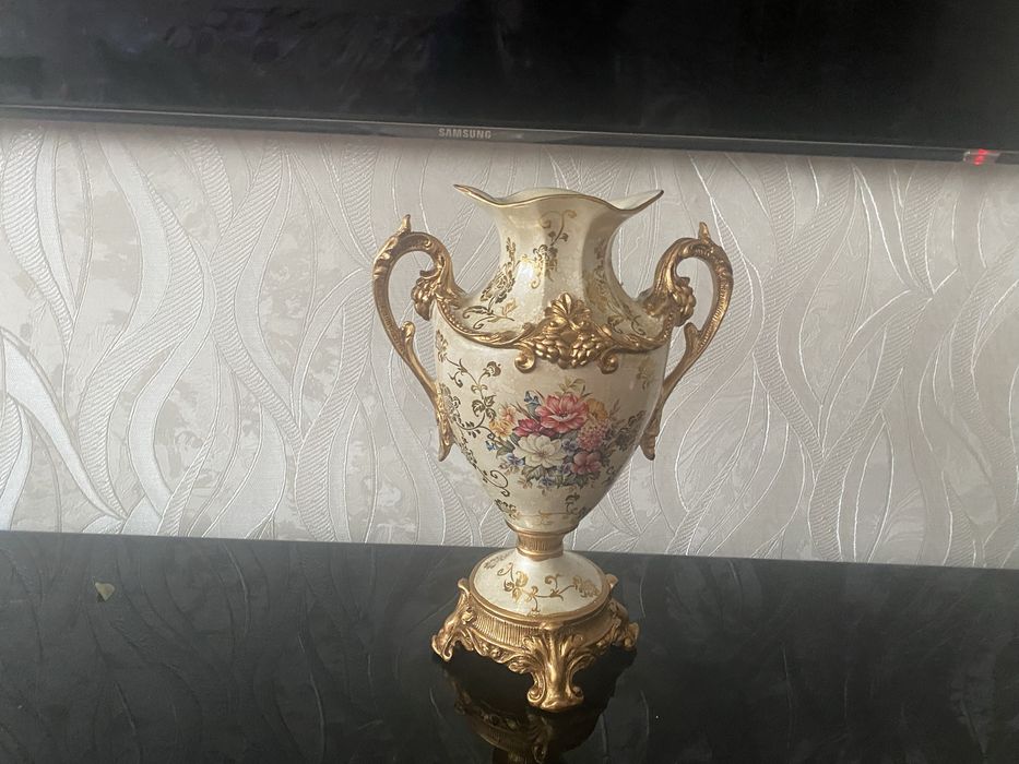 Цветочная ваза элитная