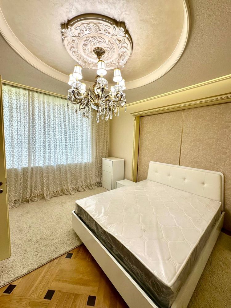 Продается 5 ти ком квартира на ЦУМЕ 110-школа ГАБУС