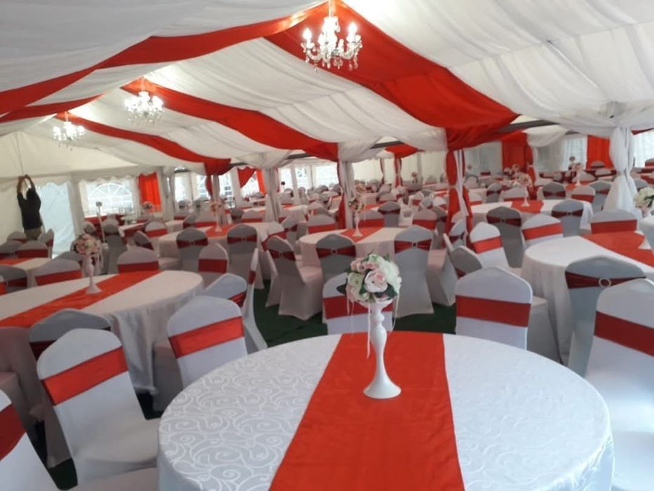 Corturi elegante pentru orice tip de eveniment