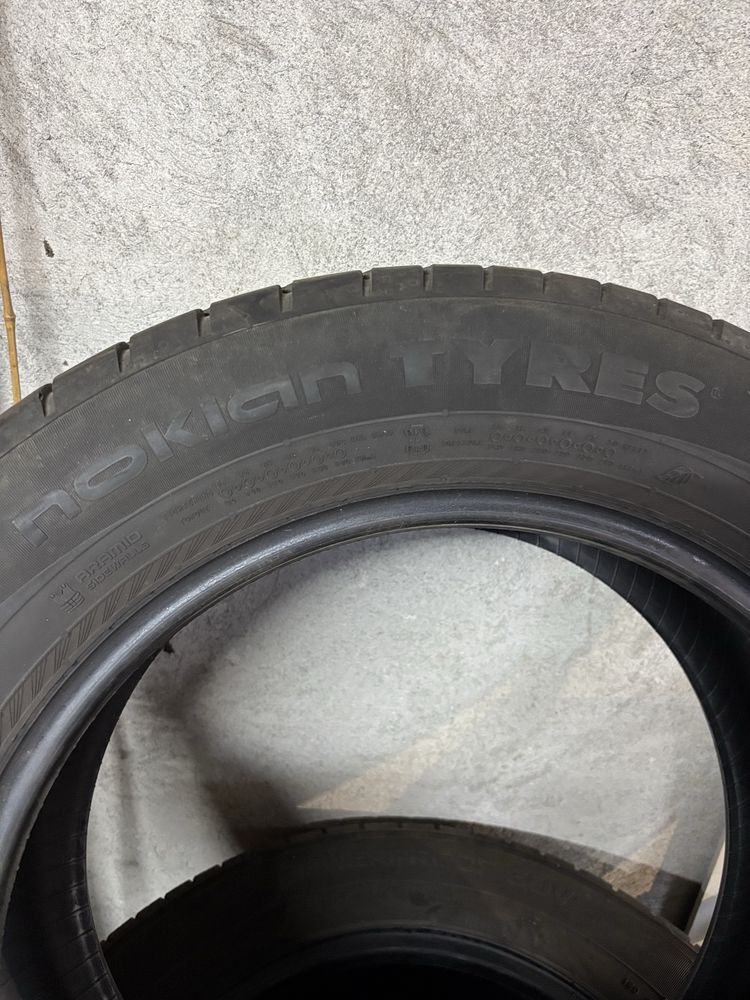 Anvelope Nokian 235/60 R18
