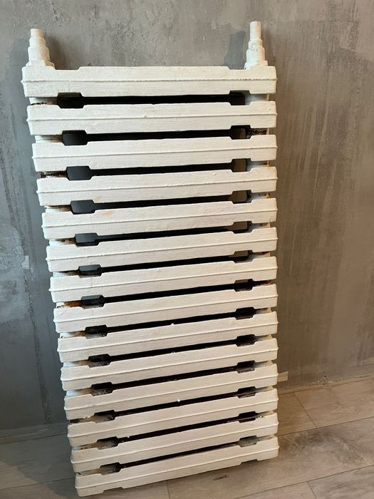 Продам батарей чугунные, рабочие, б/у, 2 штуки за 20.000 тг.