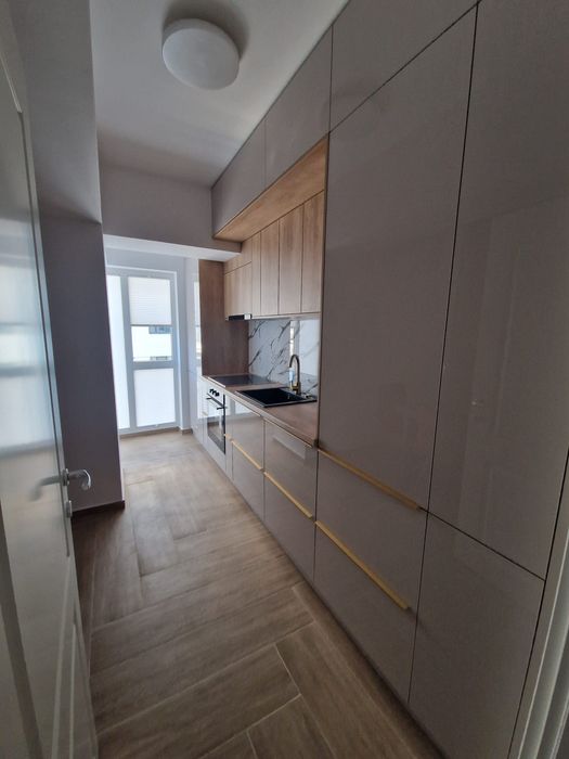 Inchiriez apartament  2 camere Evergreen towers