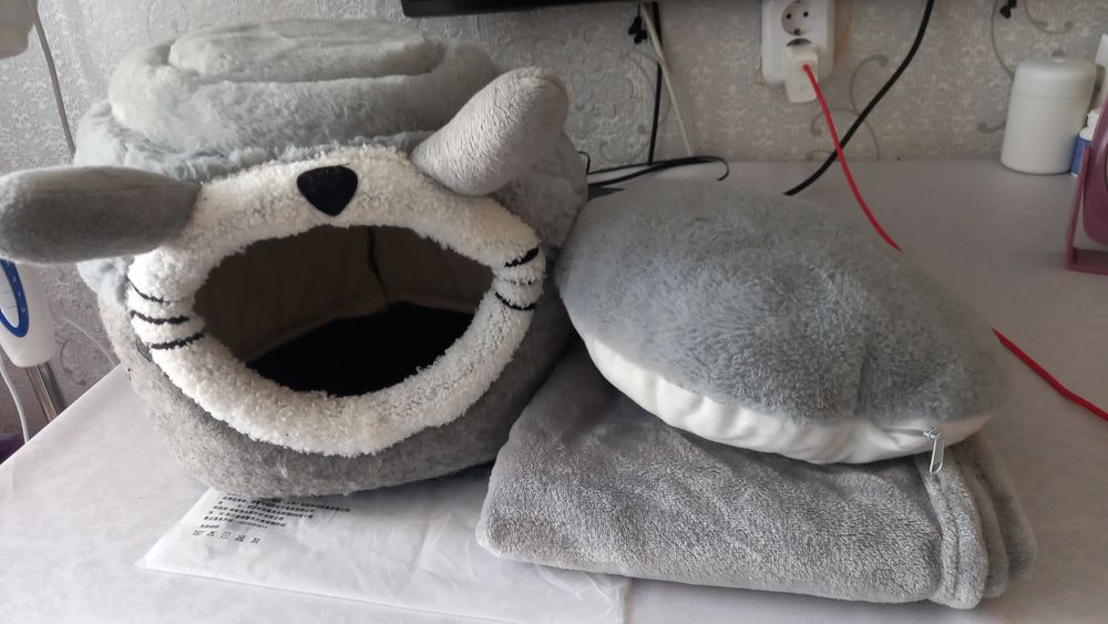 Домик для кота почти новая