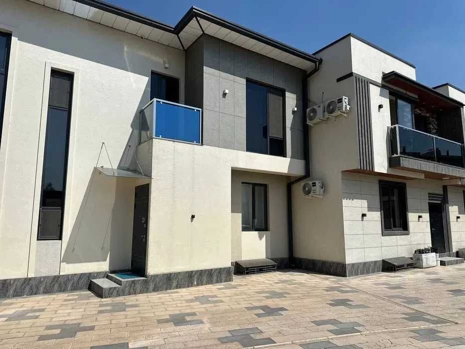 СРОЧНО! Сдаётся ЛЮКСОВЫЙ участок на Бадамзаре!! Можно Под Офис!!