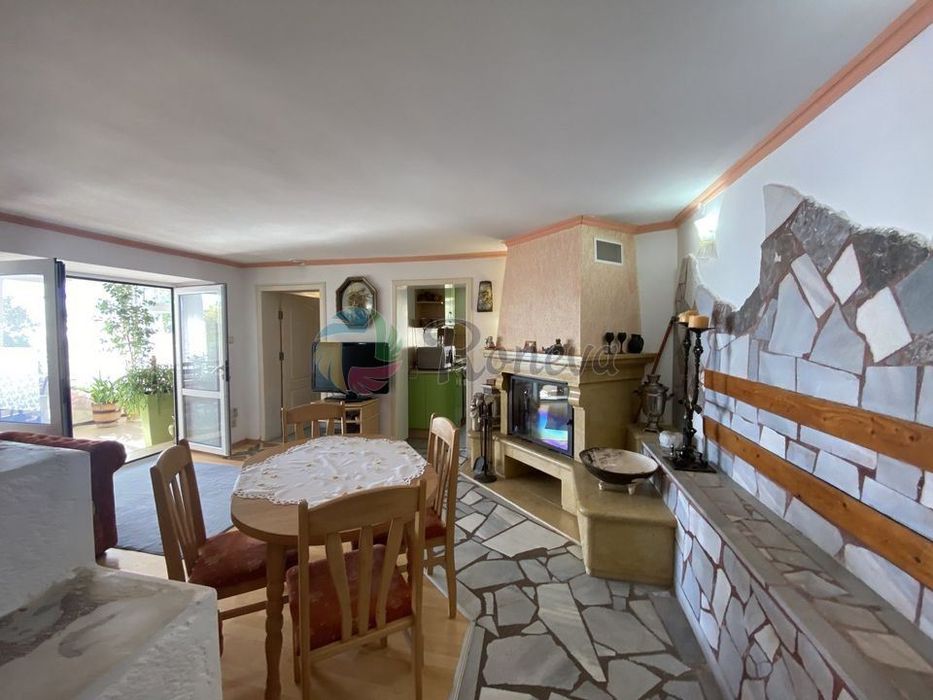 Продава се Къща в Балчик - 256 кв.м за 879 €/кв.м - Снимка #4