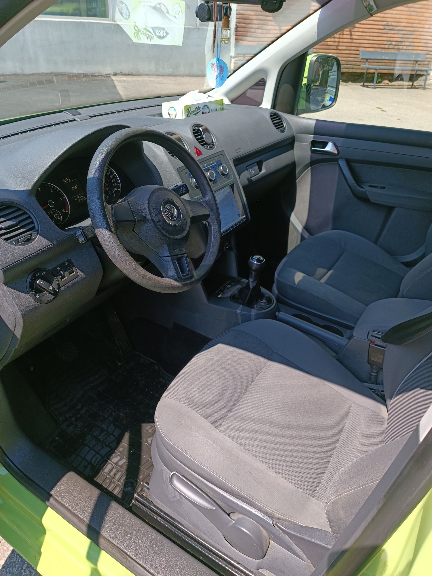 Vw caddy 1.6 2010 luna 12