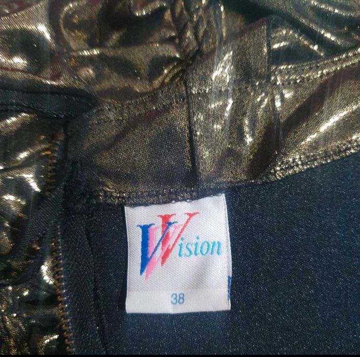 Corset deosebit cu strasuri