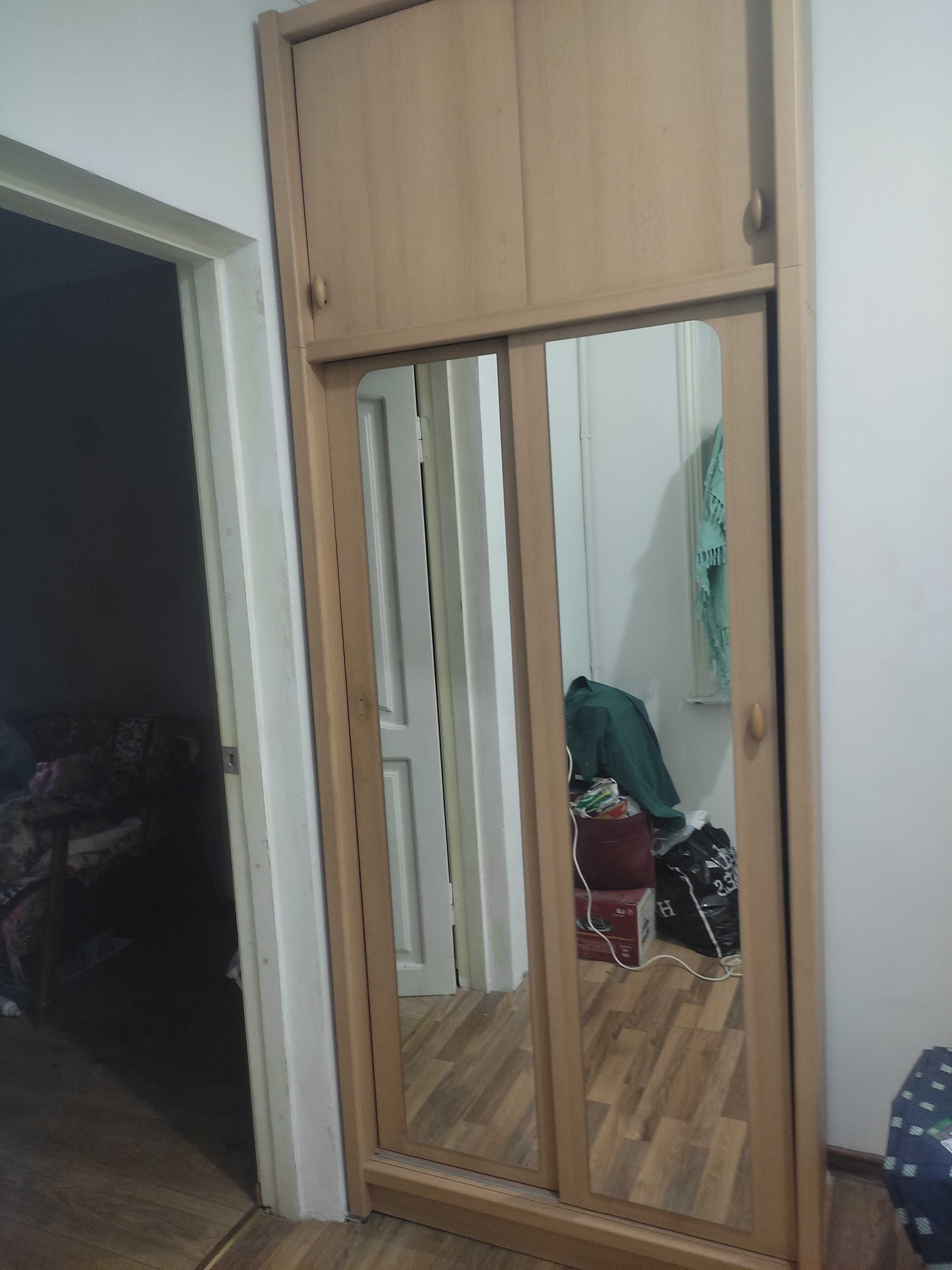 Продается шкаф купе