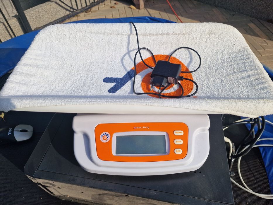 Cântar verificare greutate bebeluși