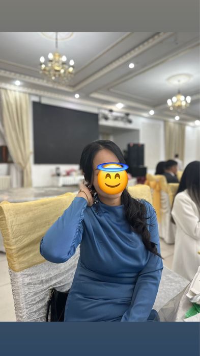 Көйлек сатылады, размер 44-46 келеді.