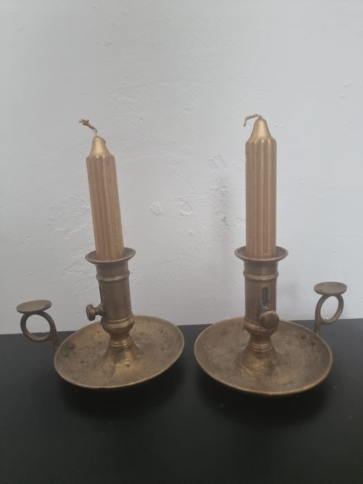 Sfesnice din bronz pereche