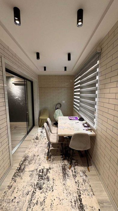 Юнусабад 4 кв 2/1/4 Кирпич 77-серия