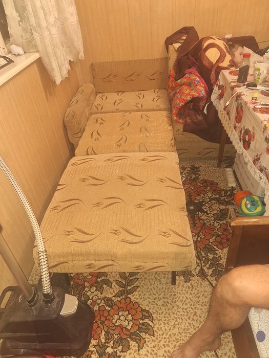 Продаётся раскладной диван