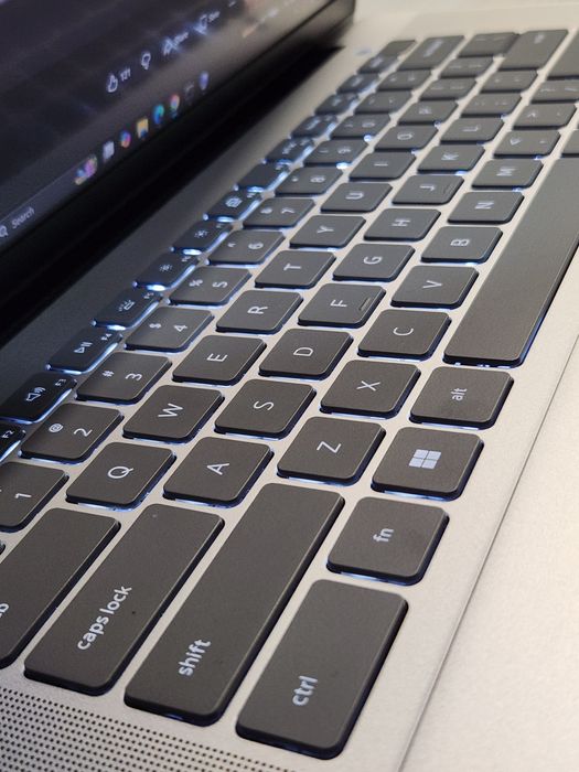 Dell Inspiron 5630 core i7-1360P/16gb/1TB