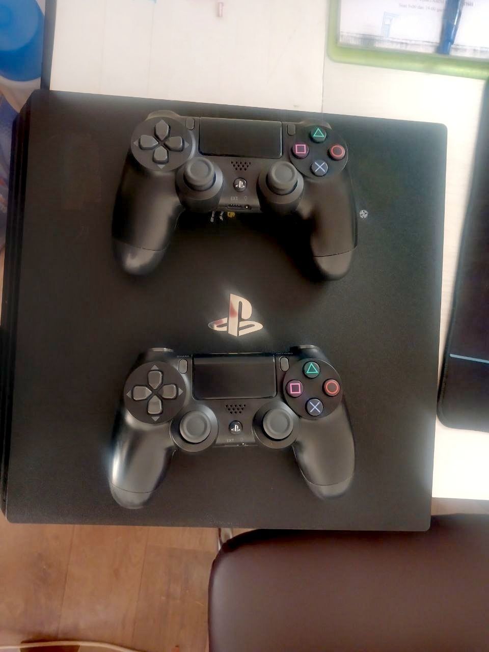 Ps4 pro 1 trb akaunti bilan beriladi