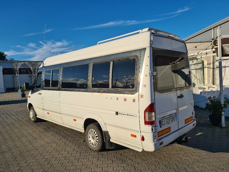Microbuz Mercedes Sprinter 16+1 locuri