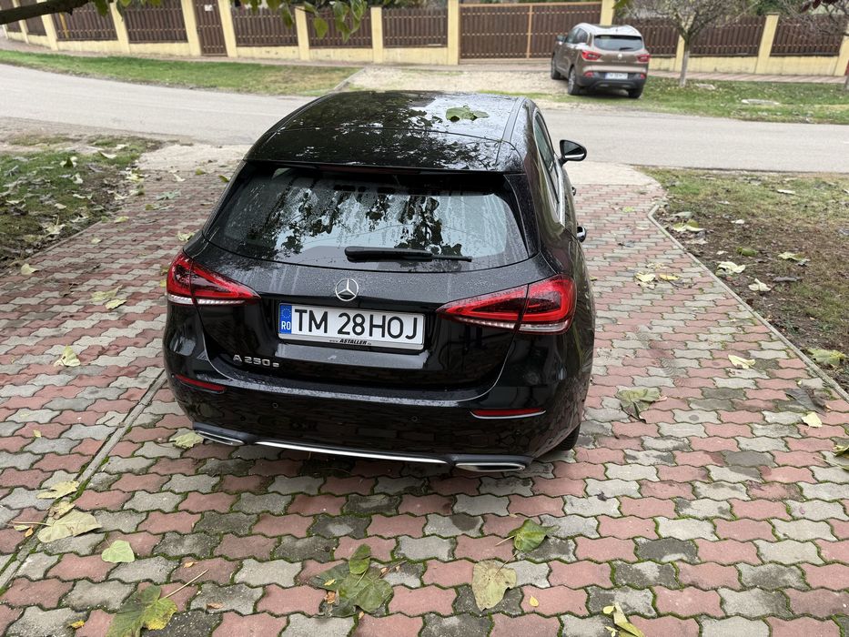 Mercedes- Benz A 250 E Plugin- hybrid Automata !