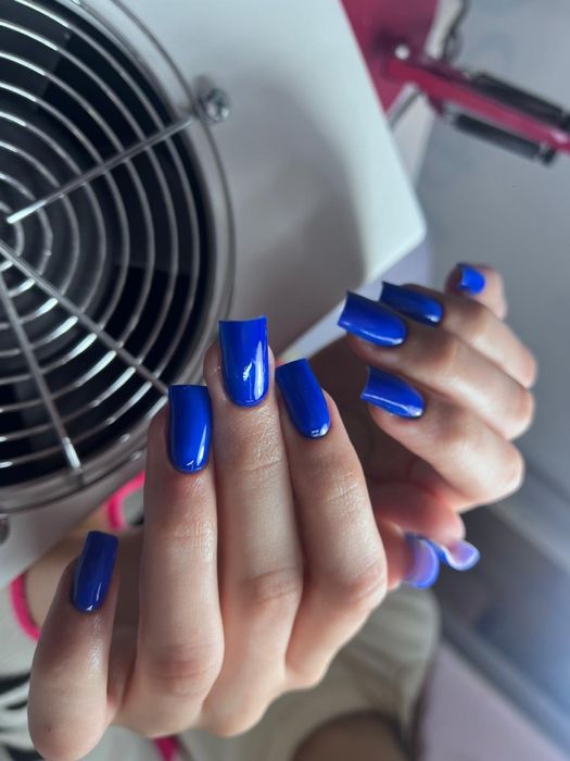 Наращивание ногтей,маникюр