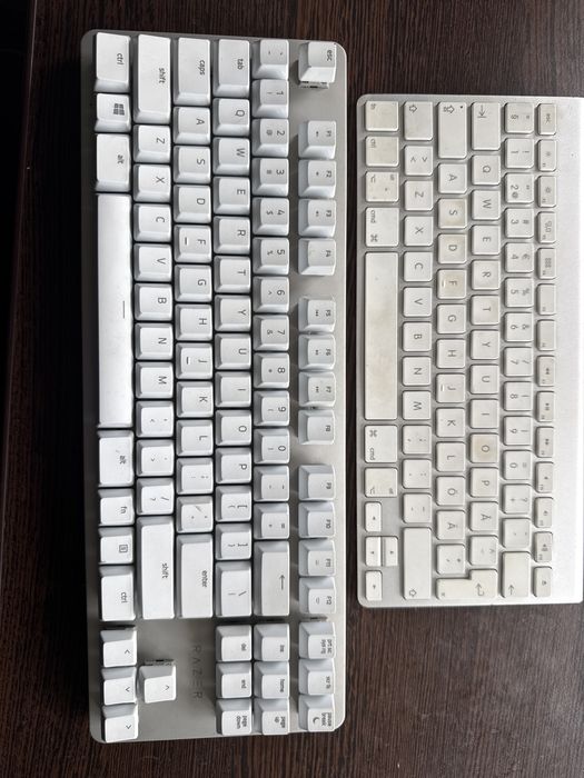 Tastatura razer blackwodow lite si apple
