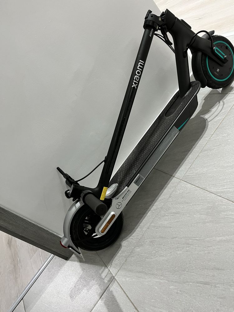 Trotineta Xiaomi Mi Electric Scooter Pro 2 - Model Mercedes