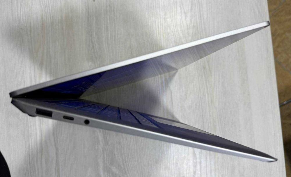 MICROSOFT SURFACE LAPTOP 4 / 13.5 ips сенсоp CORE i5-1145G7 8GB/256GB