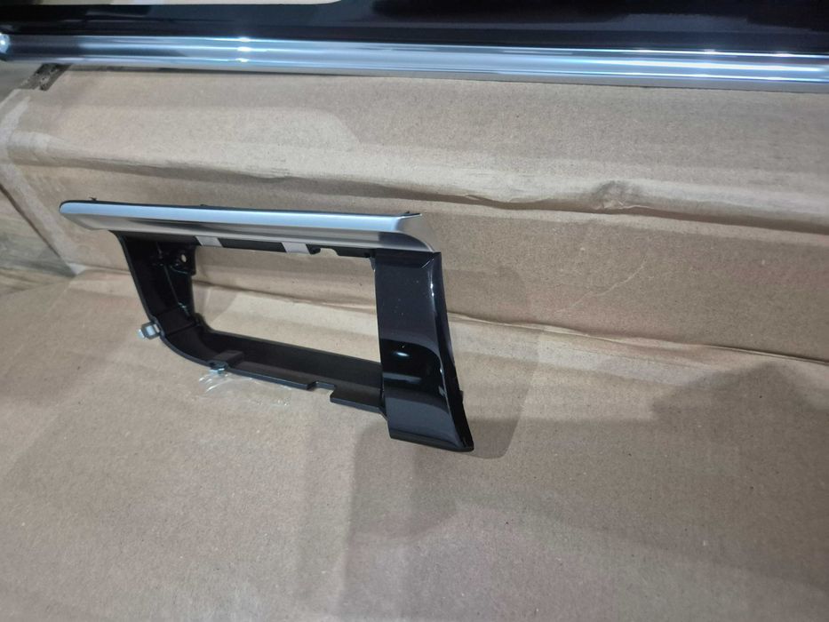 Set trimuri ornamente bord usi Porsche Macan 95B 2014-2018 Piano Black