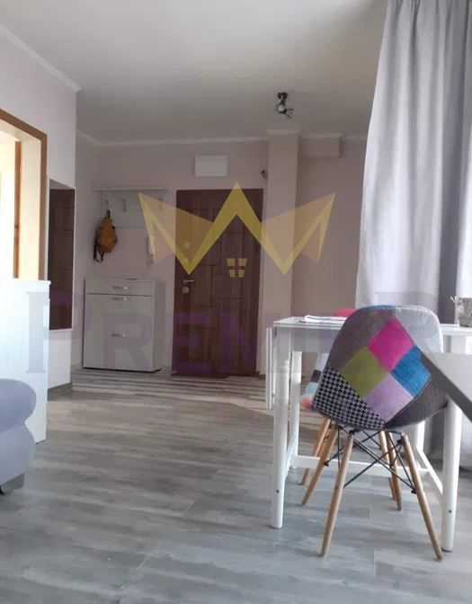 Дава се под наем Двустаен апартамент в Варна, Колхозен пазар - 45 кв.м за 510 € - Снимка #2