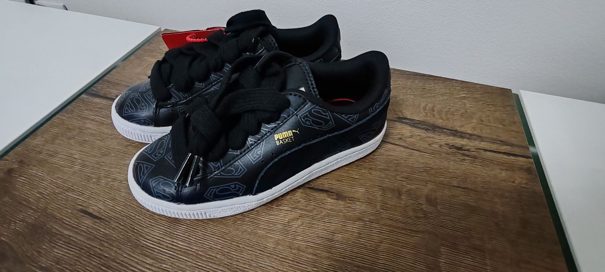 Adidași Puma Superman 32