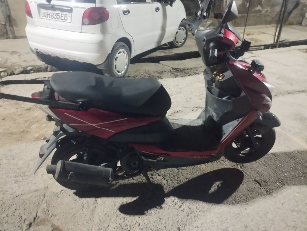 продается скутер, GTS ITALY