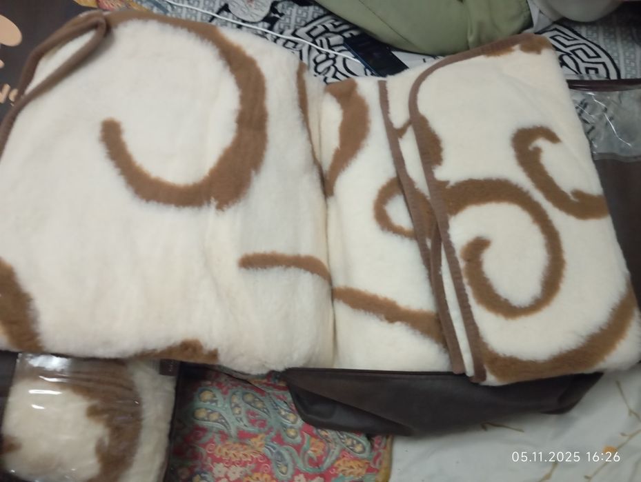 Одеяло и 2 подушки фирма Дорама из ангорской шерсти