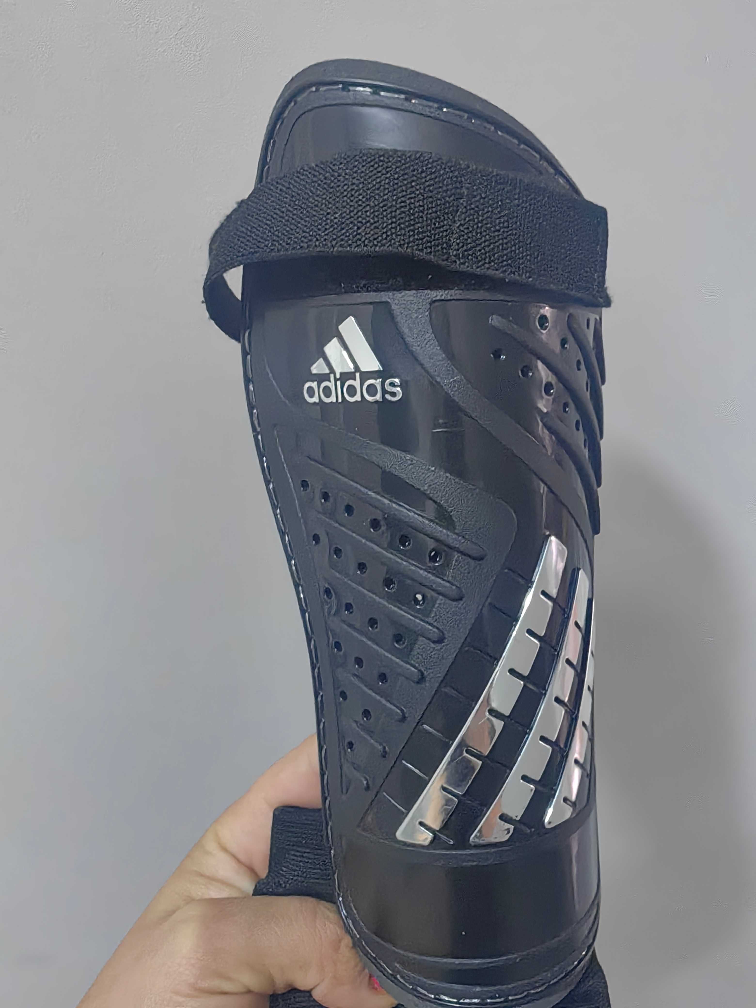 Кори за футбол adidas