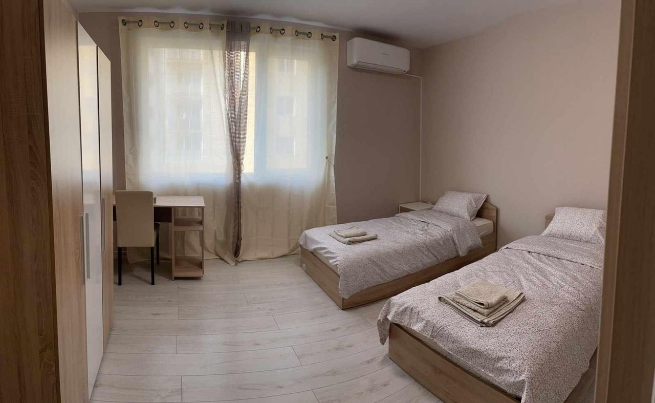 Дава се под наем Тристаен апартамент в София, Младост 2 - 100 кв.м за 1475 € - Снимка #3