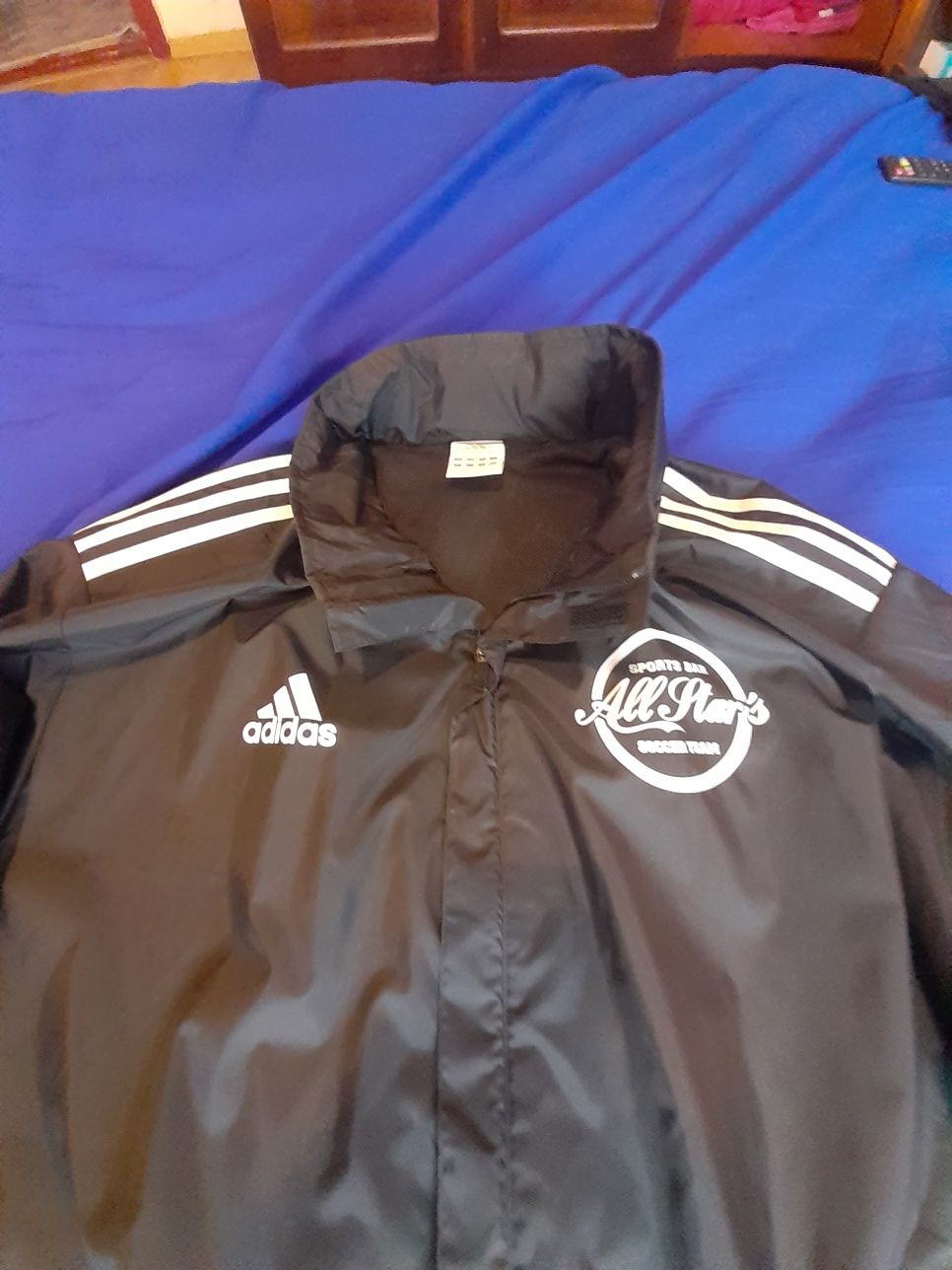 Geaca fiș marca adidas mărime xlll culoare neagra