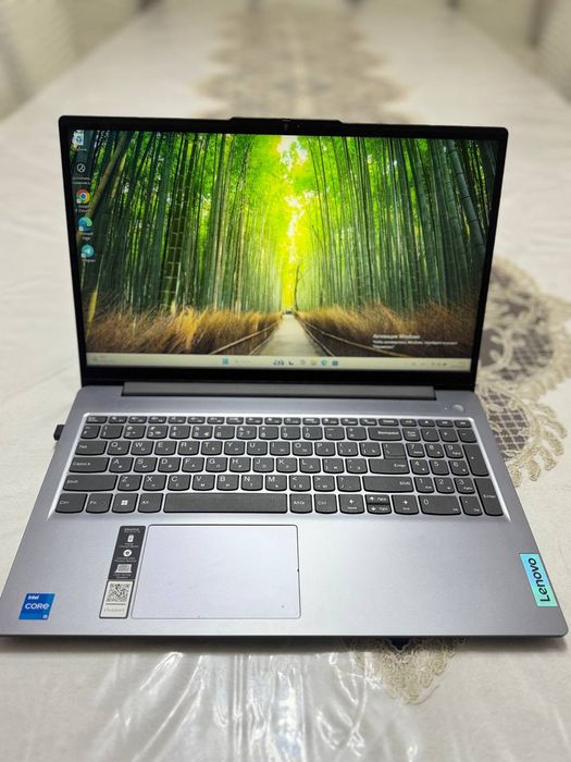 Lenovo IdeaPad Slim 3