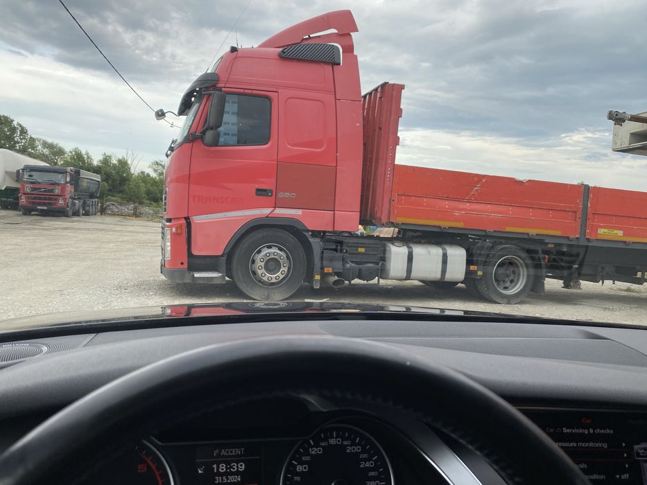 Vand sau schimb Volvo FH12 440