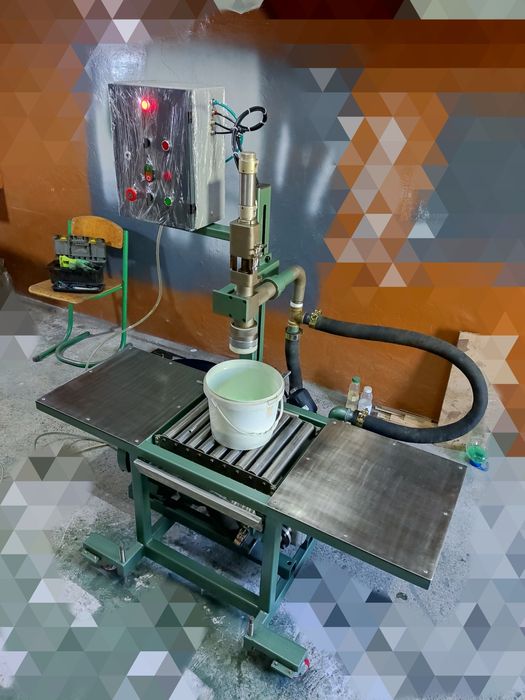 Линия розлива полуавтомат