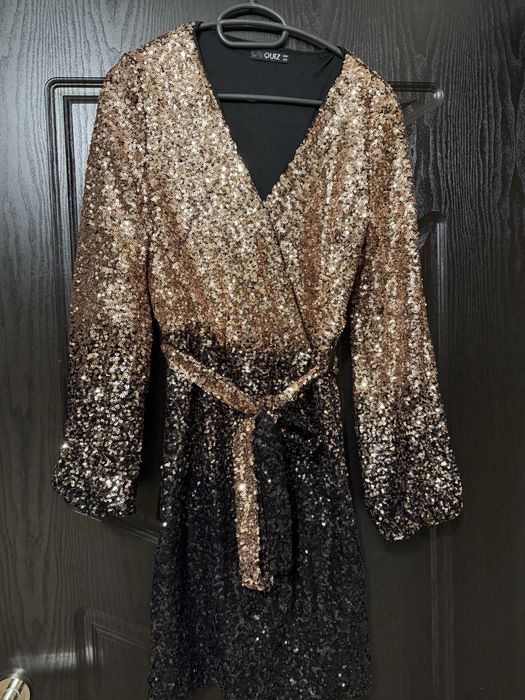 Рокля с пайети QUIZ