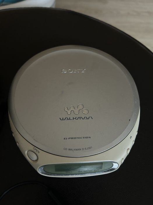 Walkman sony si casti sony cu fir