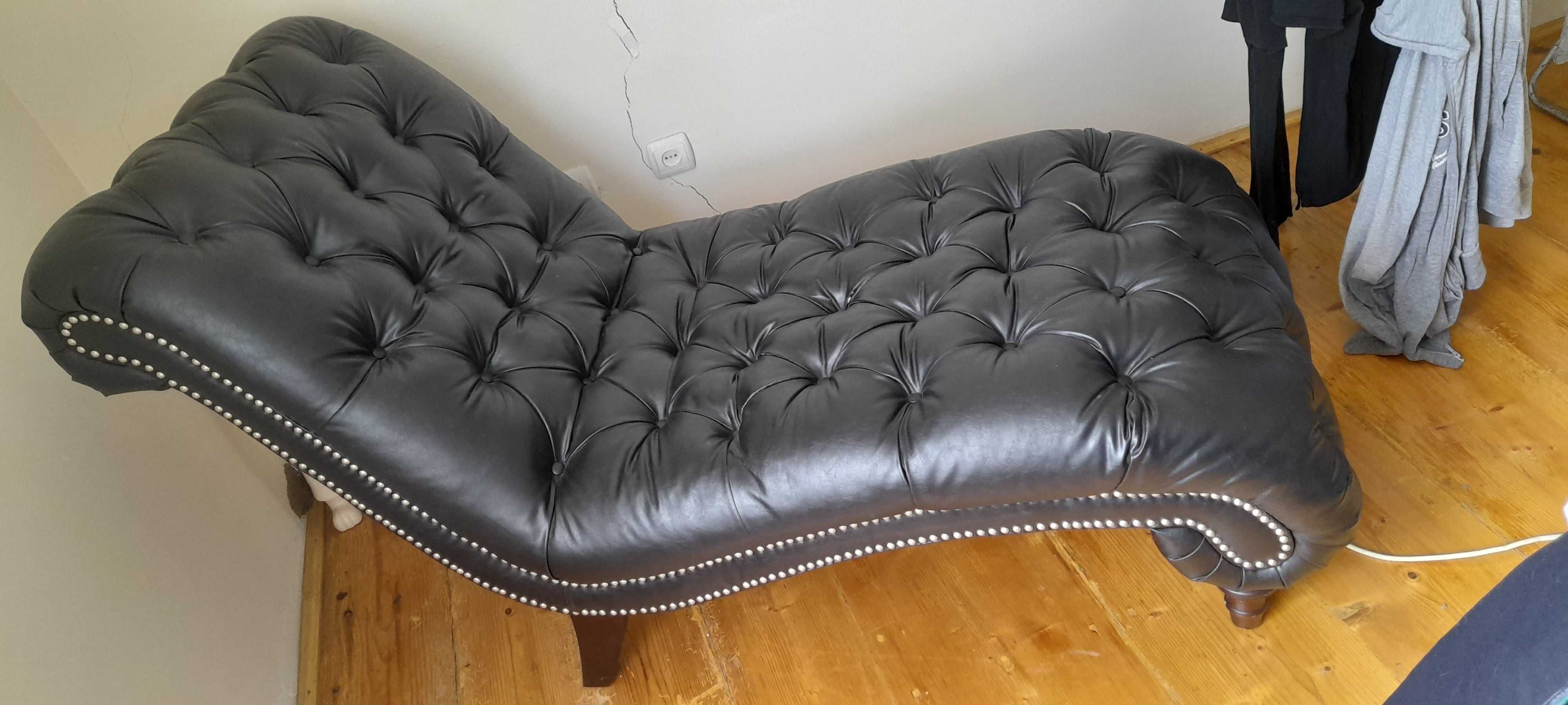 Vand sofa noua  din piele, model deosebit