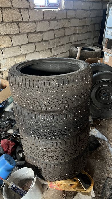 Шины зимние новый р19