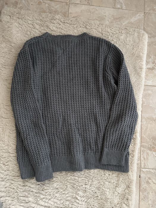 Pulover Tommy Hilfiger- oferta 70 lei