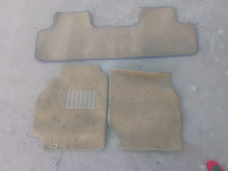 Полики доя авто нексия