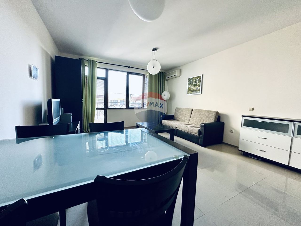 Дава се под наем Тристаен апартамент в Балчик - 104 кв.м за 550 € - Снимка #9