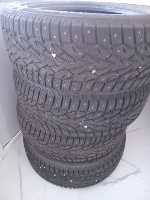 Шипованные зимние на 19