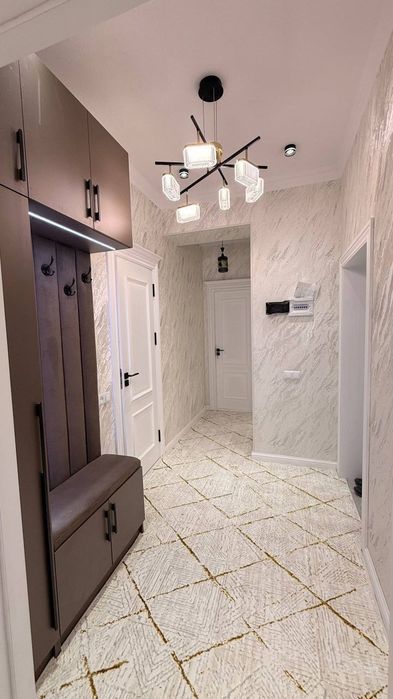 Uchtepa xokimyat yonida Amaliy fanlar bilan yonma yon