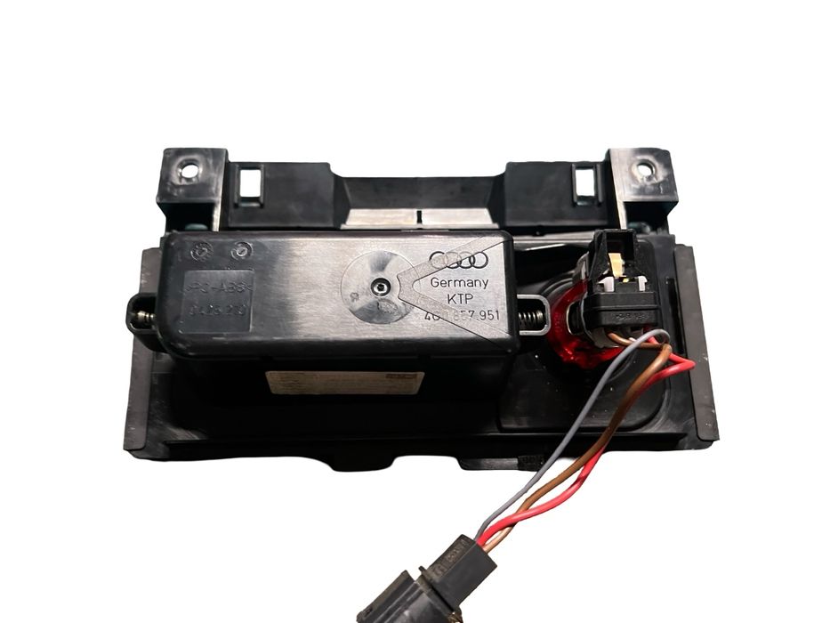 Scrumiera (fata) AUDI A6/S6 IV Saloon 4G2, C7, 4GC 2010 - 2018 4G08579