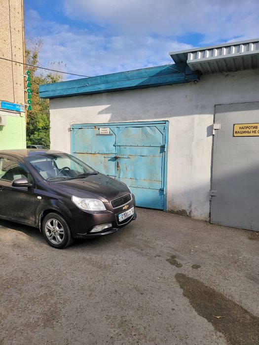 Продам гараж в центре города